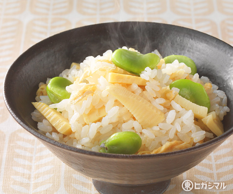 たけのことそら豆の炊き込みごはん