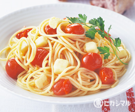 たっぷりトマトのパスタ