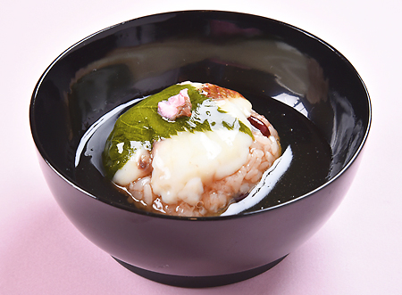 料理写真：鯛桜蒸し